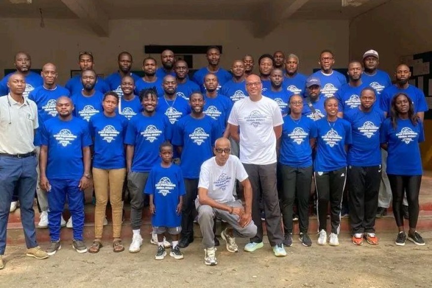 Le basketball camerounais se construit à Douala : quand la formation devient arme de progrès Douala.