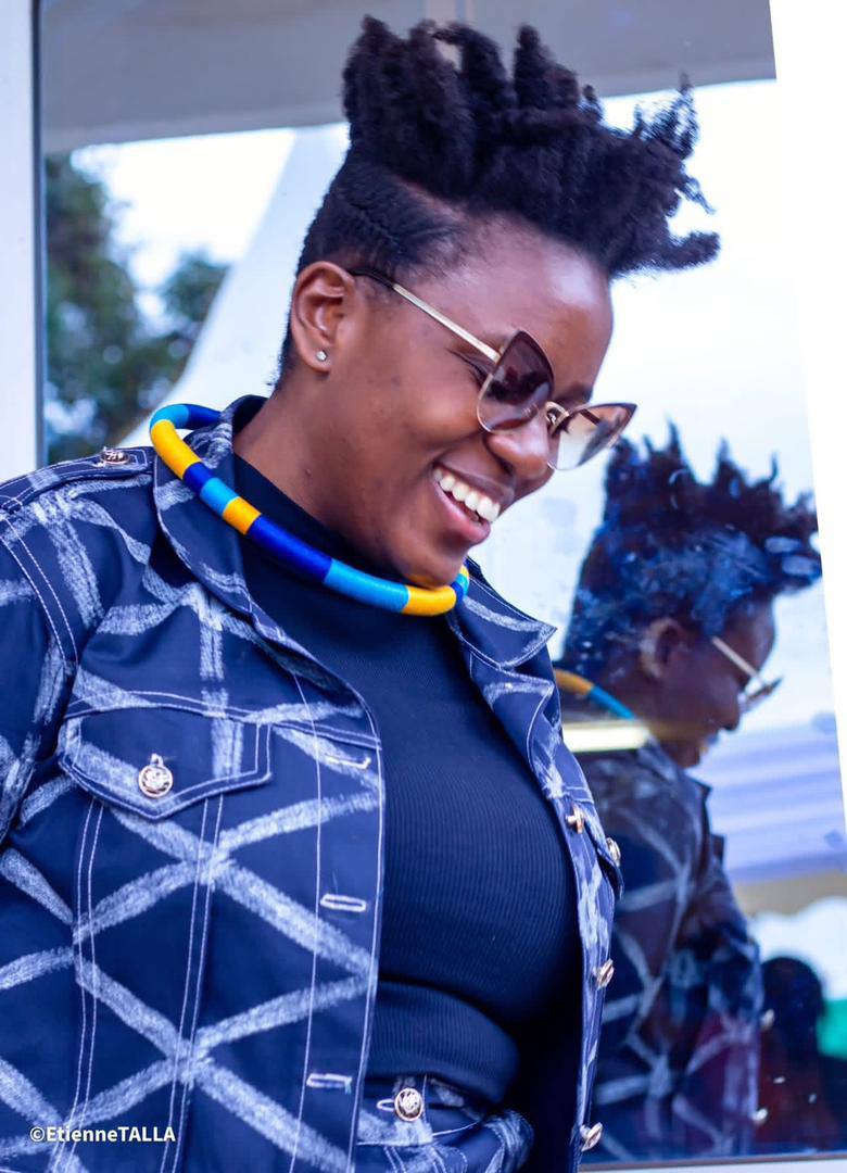 joycebabatunde.jpg (99 KB)